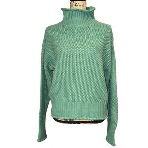 Cherfly Light Green Turtleneck Sweater Size M